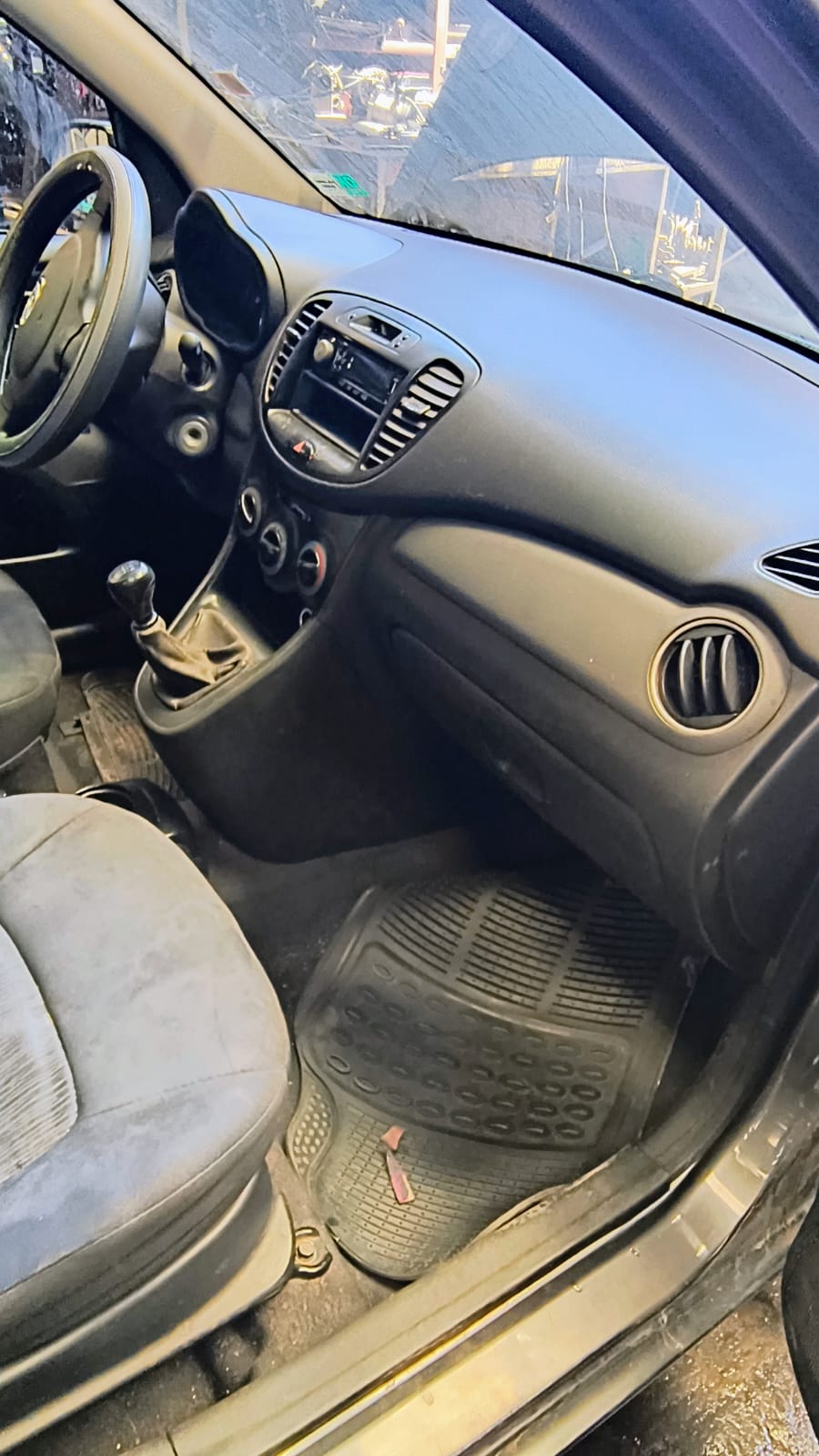  Hyundai I 10 GLS 2007    EN DESARME